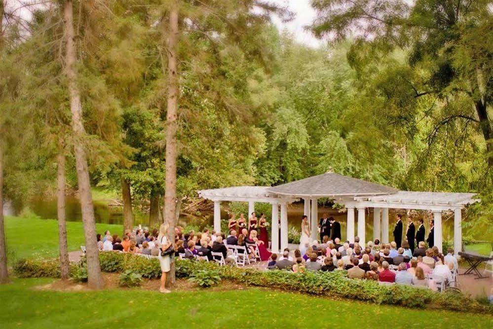 The English Inn Eaton Rapids Экстерьер фото